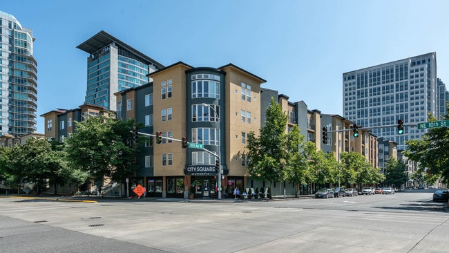 Exterior - City Square Bellevue Apartments