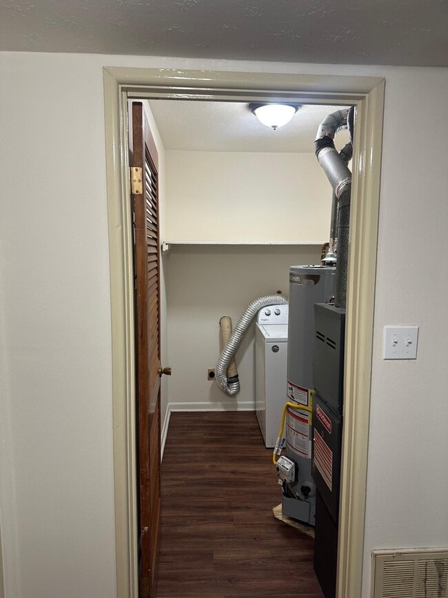 Photo - 3000 Fordhaven Rd Unidad #3