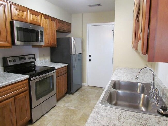 Photo - Condo for Rent!!! Unit 312