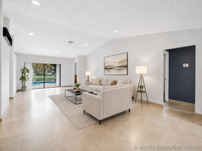 Photo - 1541 SW 102nd Terrace