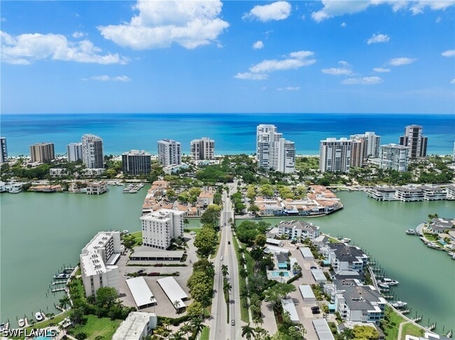 Photo - 250 Park Shore Dr Unidad 803