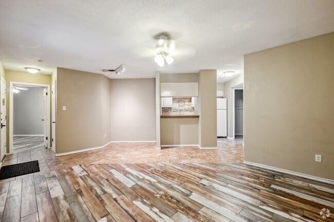 Building Photo - 1608 Pecan Chase Cir Rental