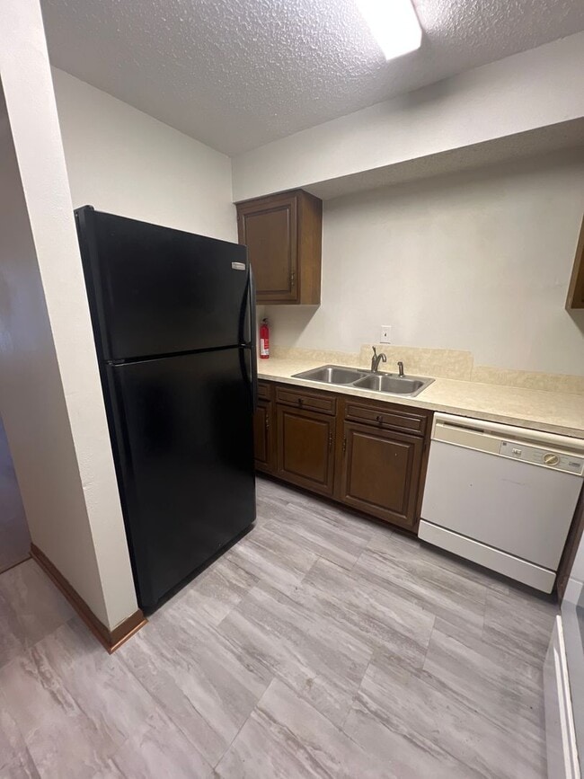 Photo - 2 Bedroom 1 bath for lease