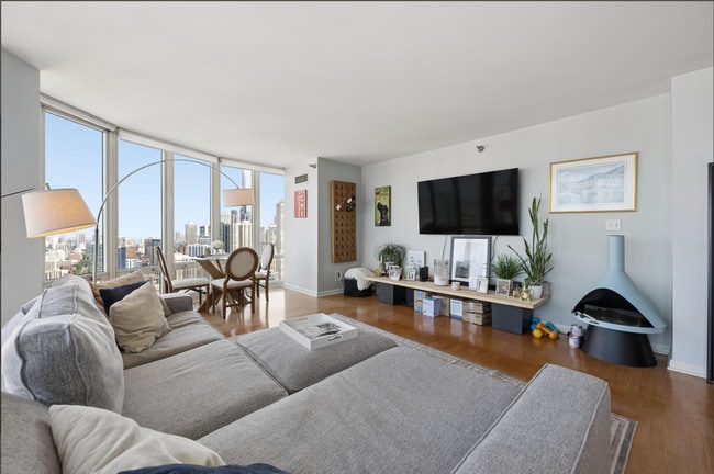 Photo - 345 N La Salle Dr Unit 4601