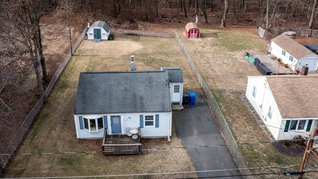 Photo - 28 Elaine Dr