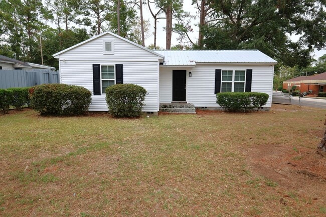 Building Photo - 1701 N Lee St