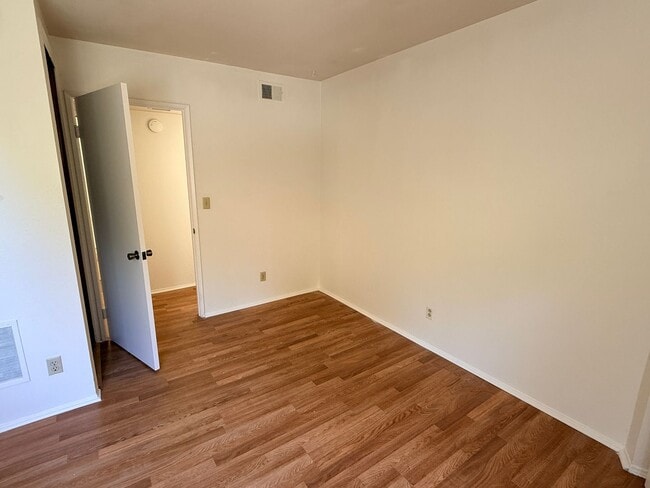 Photo - Bright 2 Bedroom Condo with Fireplace, Washer/Dryer, and 1/2 a mile to USD