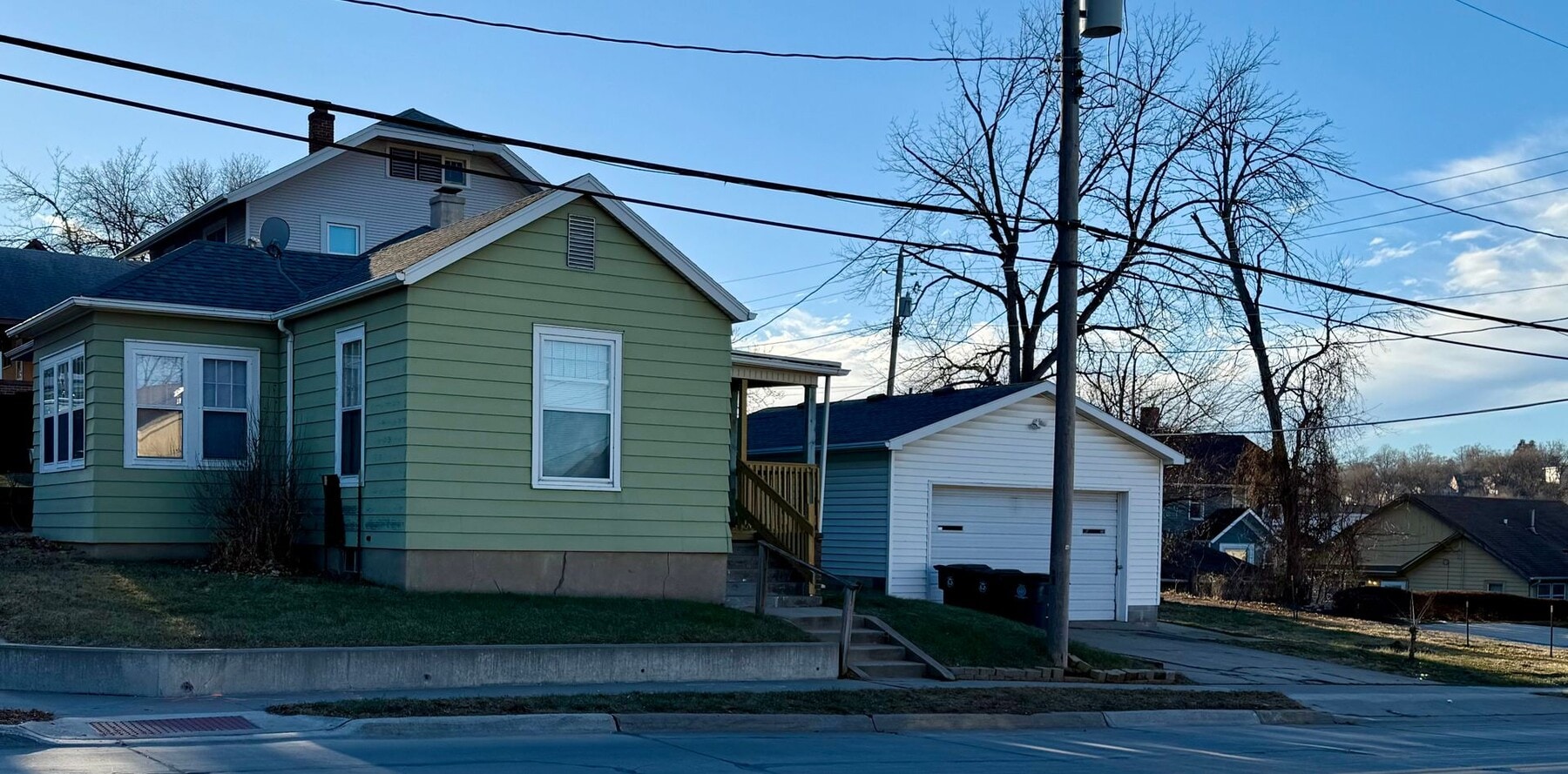 Photo - Charming 2 Bedroom Home with Garage on Corner Lot