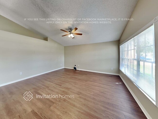2479 Sagemont Dr