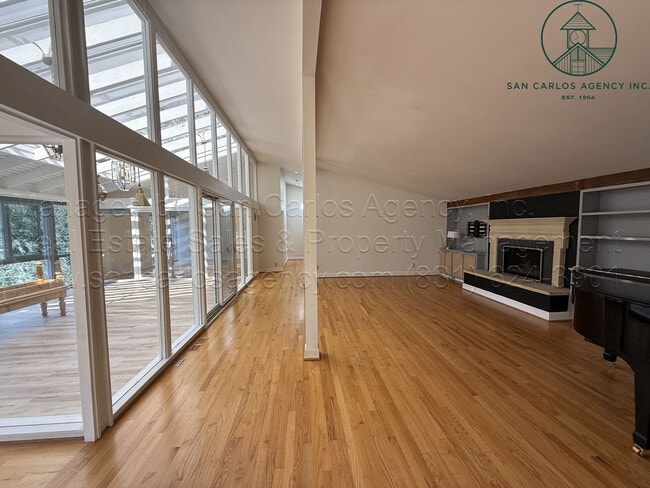 Photo - Spacious Five Bedroom Carmel Knolls Home