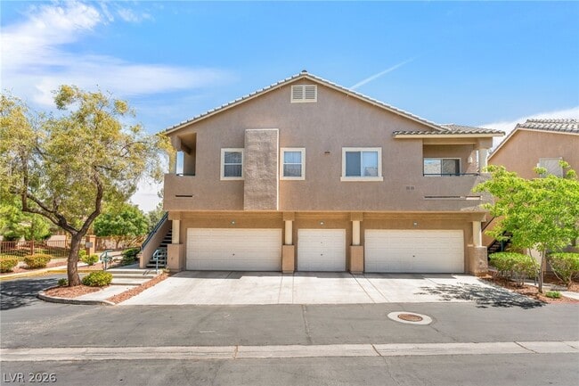 Building Photo - 2000 Quartz Cliff St Unit 106