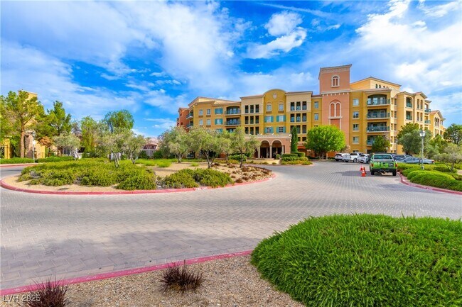 Photo - 30 Strada Di Villaggio Unidad 524