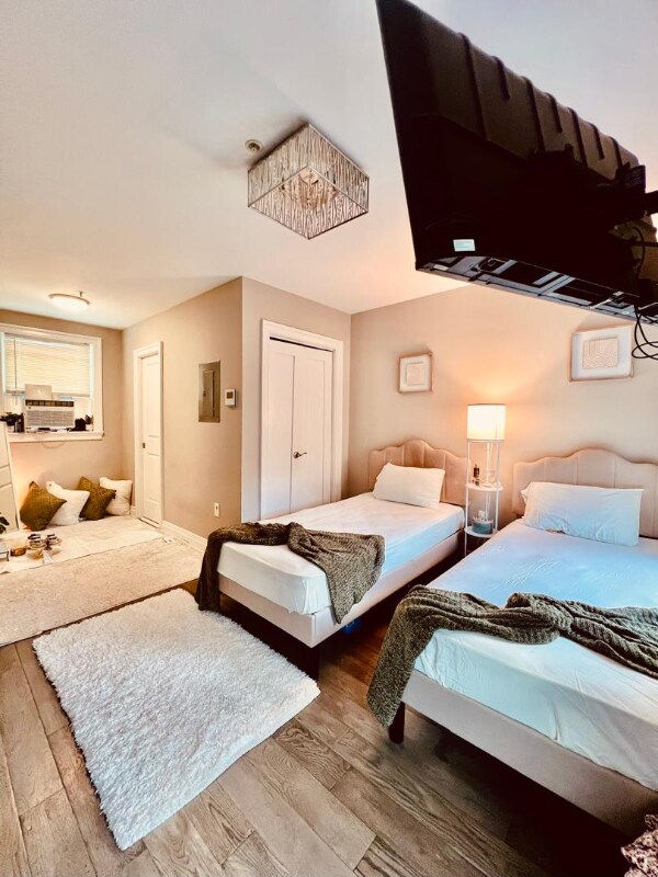 Photo - 3555 16th St NW Unit 4