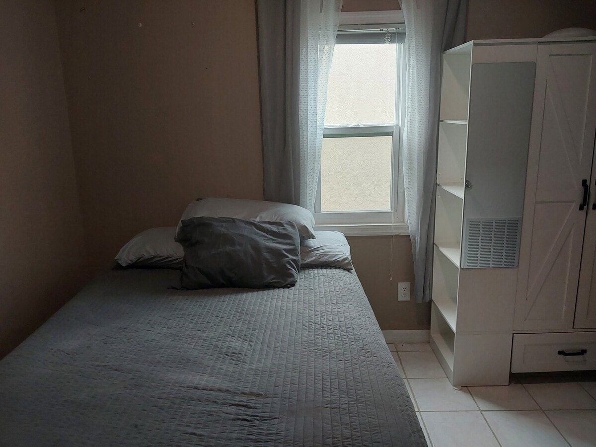 Photo - 392 Nettles Blvd