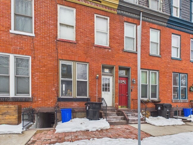 Photo - 916 Green St Unit 916 Green St  2