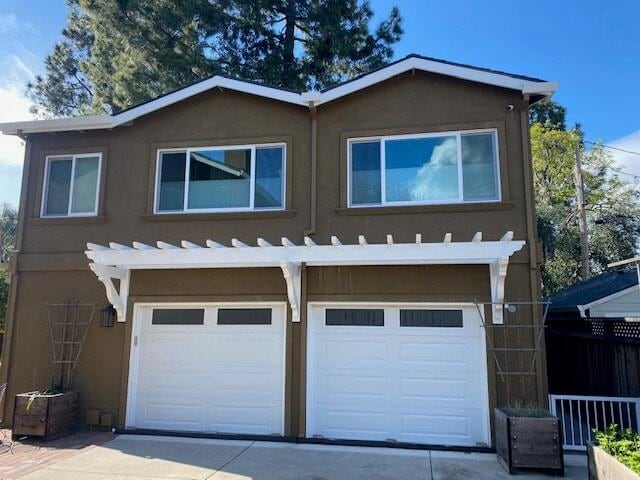 Building Photo - 15817 Izorah Way