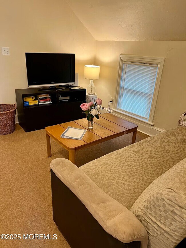 Photo - 34 Embury Ave