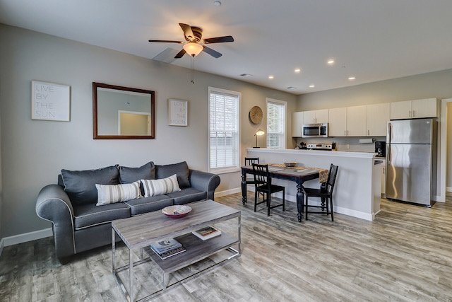 Photo - Long Term Rental in the Promenade in Old T... Unidad #201