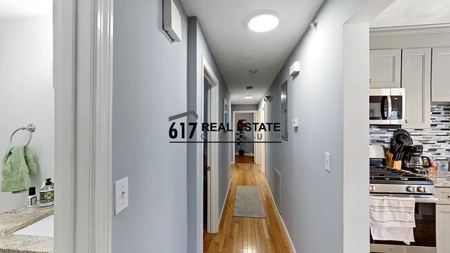 Photo - 50 Derby St Unit 3