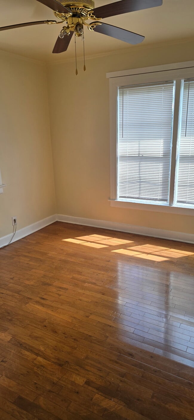 1039 Meadowbrook Ave Unit 1039