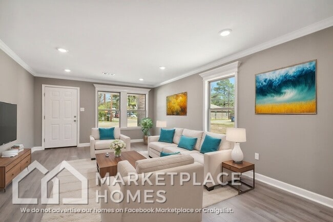 Photo - 900 W 23rd St