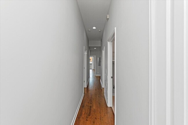 Photo - 2020 W Pierce Ave Unit 7