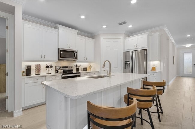 Photo - 379 Grace Bay Ln