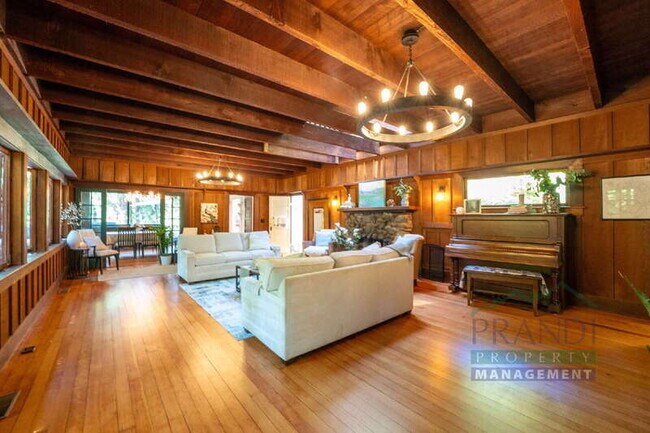 Photo - 432 Eldridge Ave