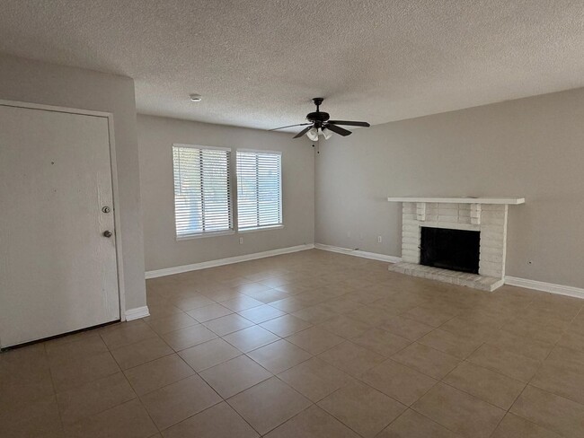 14243 Perham Ct