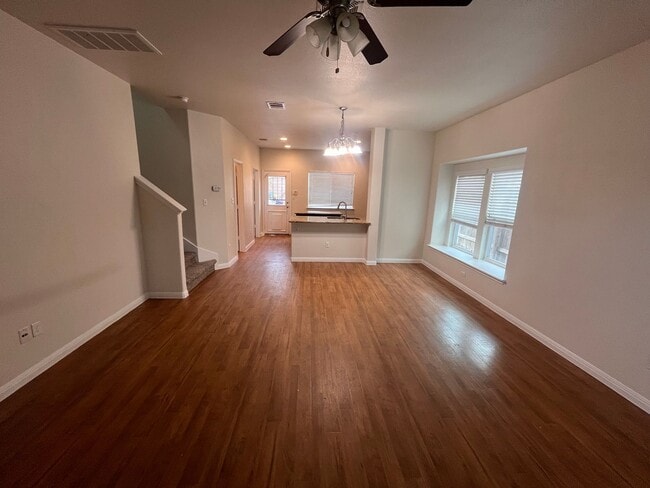 Photo - Blanco Vista 3 bed 2.5 bath