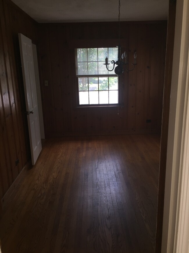 Photo - 2321 Fontaine Ave Ext Unit Apt #A