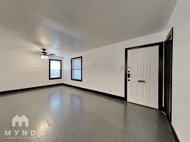 Photo - 428 Quentin Dr