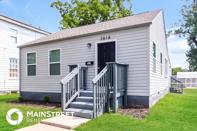 Photo - 3818 Bank St