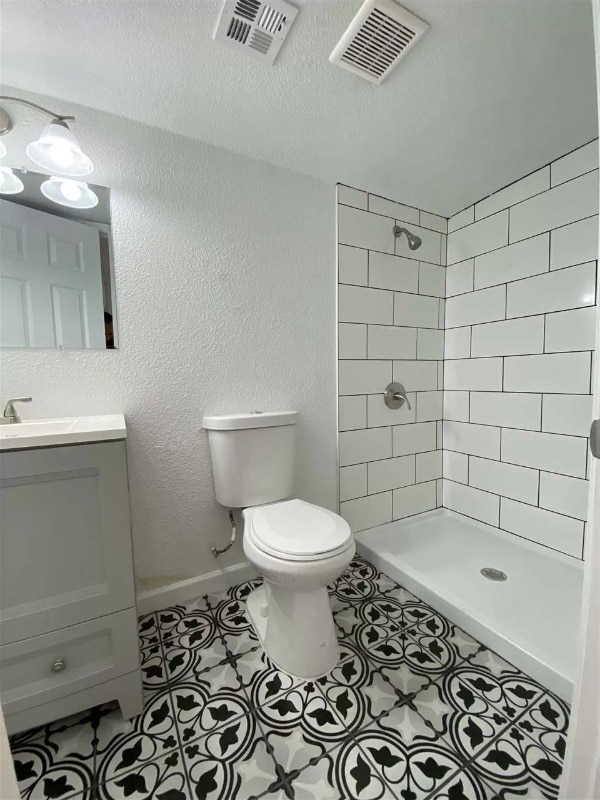 Photo - 2533 S Olivia Ave