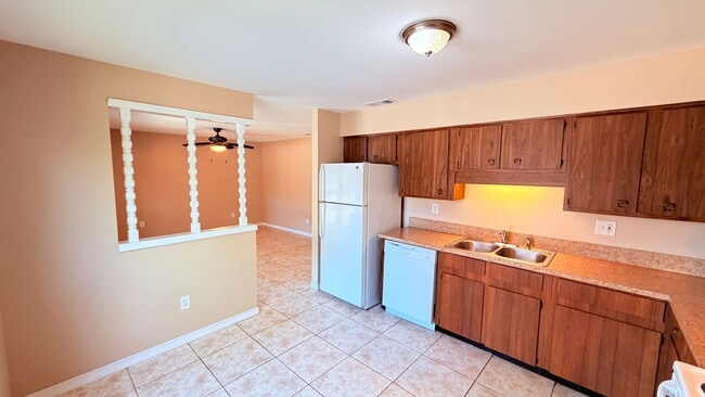 Photo - Cozy 2 BR / 2 BA Duplex