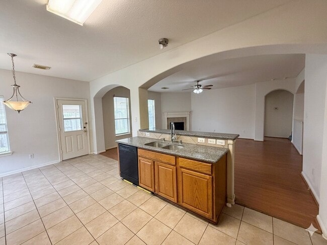 Photo - 4123 Applecreek Bend Dr