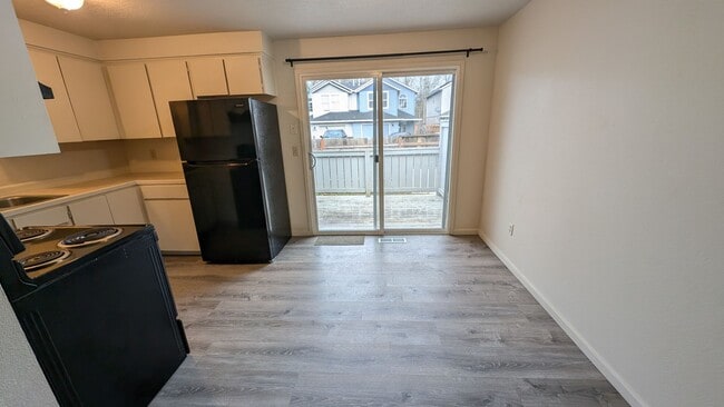 Photo - 2 bedroom 1 bath duplex