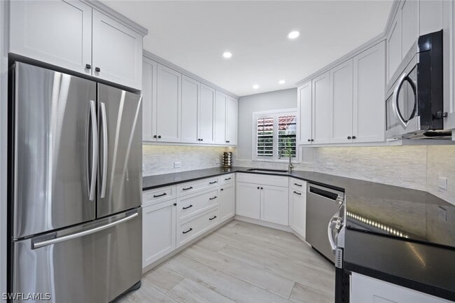 Photo - 714 Reef Point Cir