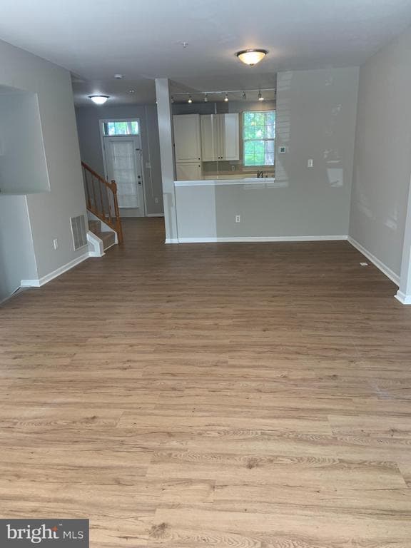 Building Photo - 1528 Long Dr Ct Rental