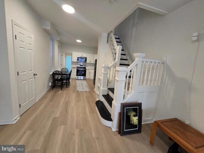 Photo - 1523 N 30th St