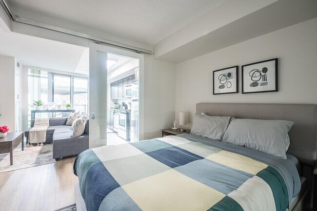 Photo - 1057 Bastion St Unité SI ID1390137P