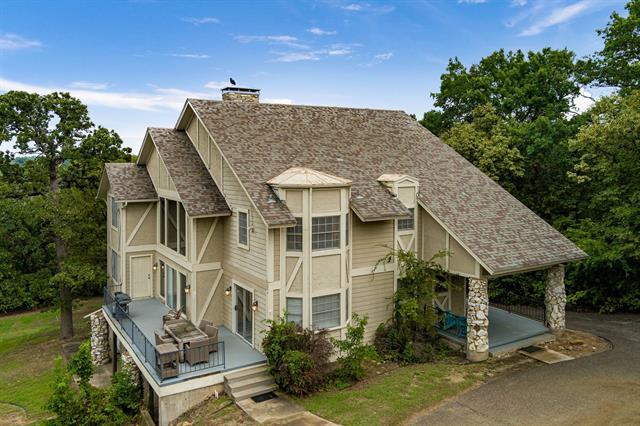 Photo - 664 Lake Point Loop