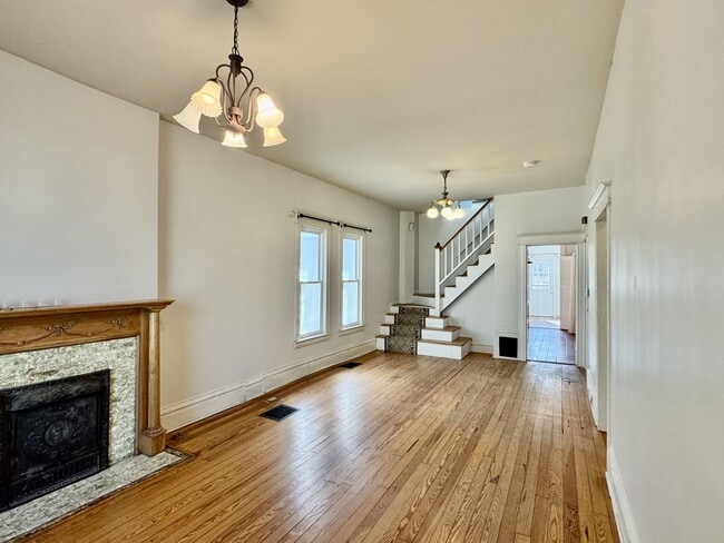 Photo - 2539 High St