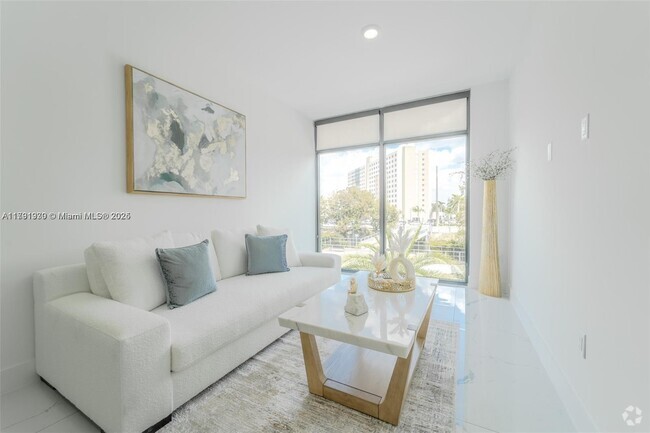 Building Photo - 1 Curtiss Pkwy Unit 319 Rental
