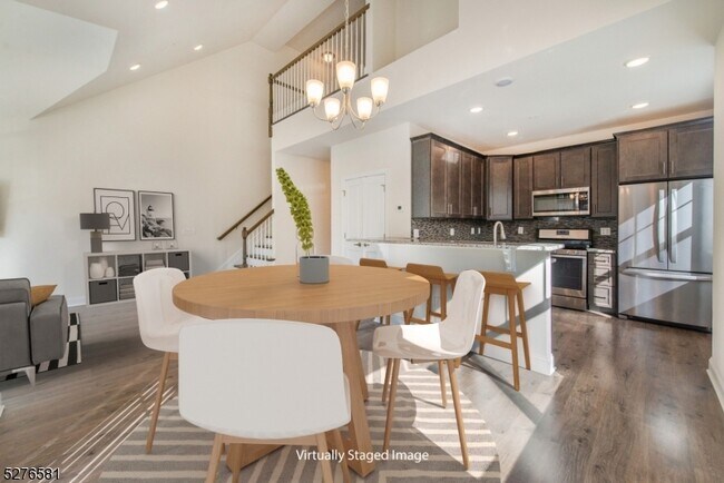 Photo - 108 Autumn Ct