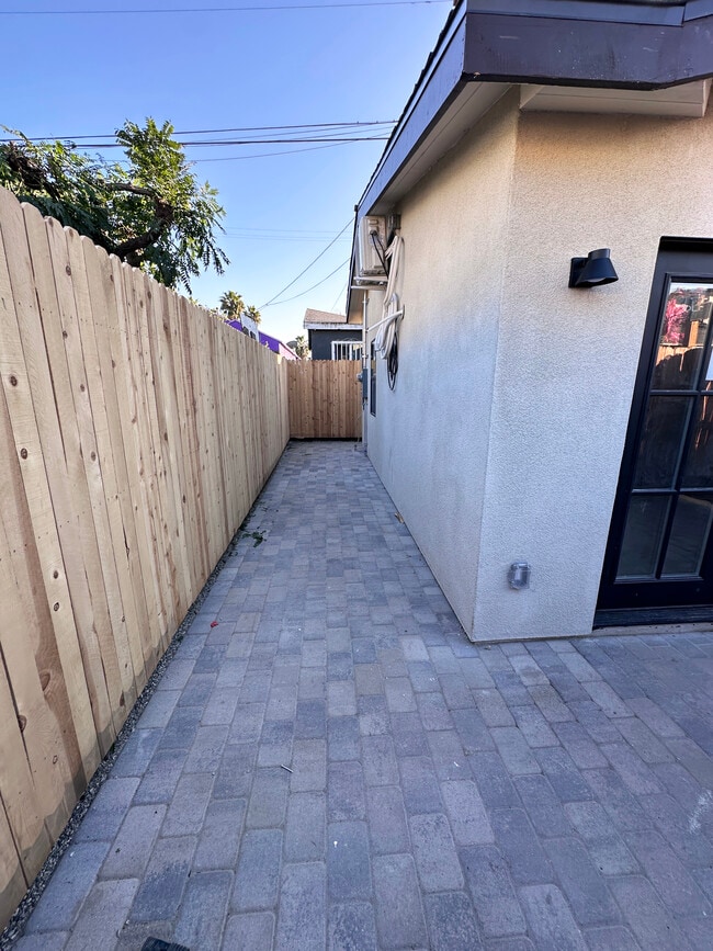 Photo - 1754 W 37th Dr