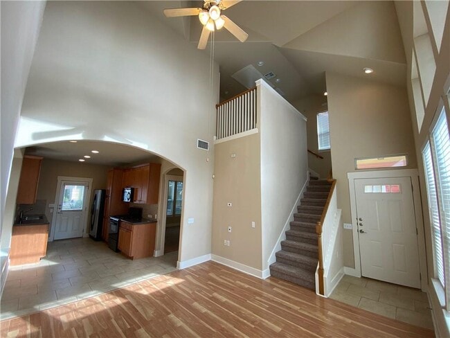 Photo - 1601 Miriam Ave