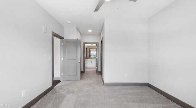 Photo - 1 br, 1 bath Condo - 1041 E Wells Branch P...