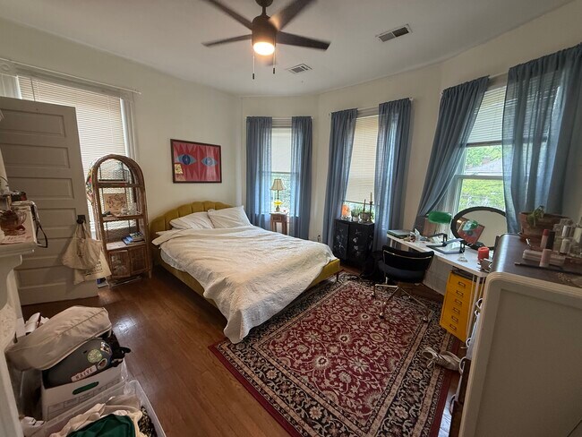 Grant Park - Quadplex Unit C