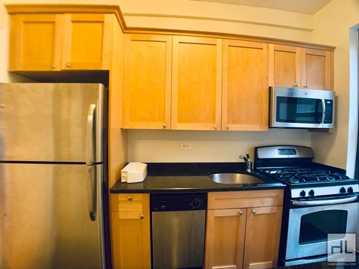 Photo - SECOND AVENUE Unit 10L